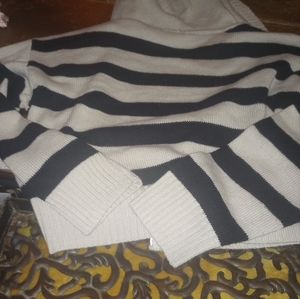 "CLOTH," Made in China, Cropped Cardigan Hoodie Creme Strip